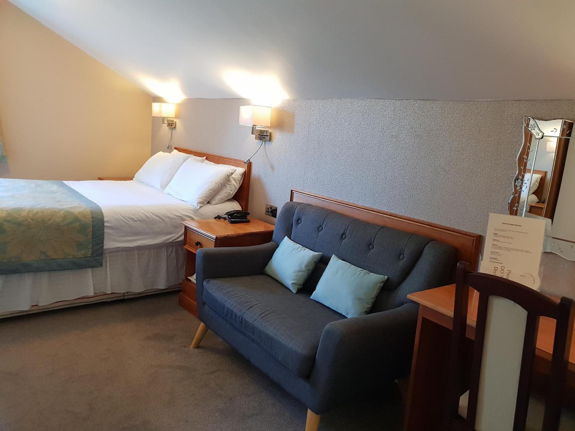 Victoria Park Lodge Leamington Spa Extérieur photo