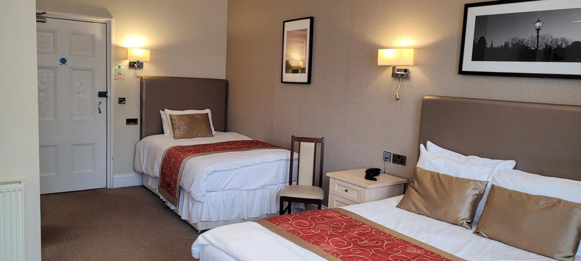 Victoria Park Lodge Leamington Spa Extérieur photo