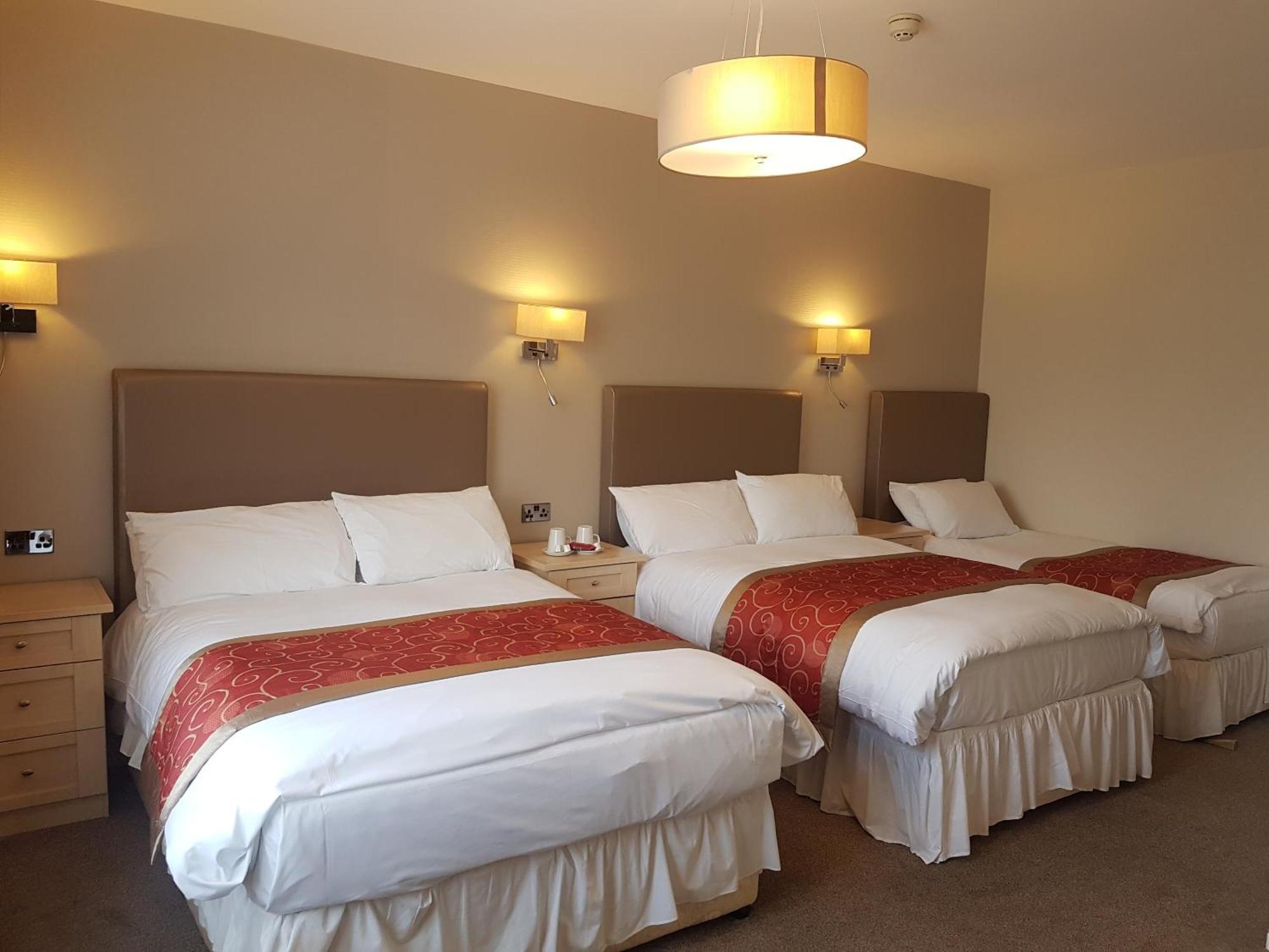 Victoria Park Lodge Leamington Spa Extérieur photo