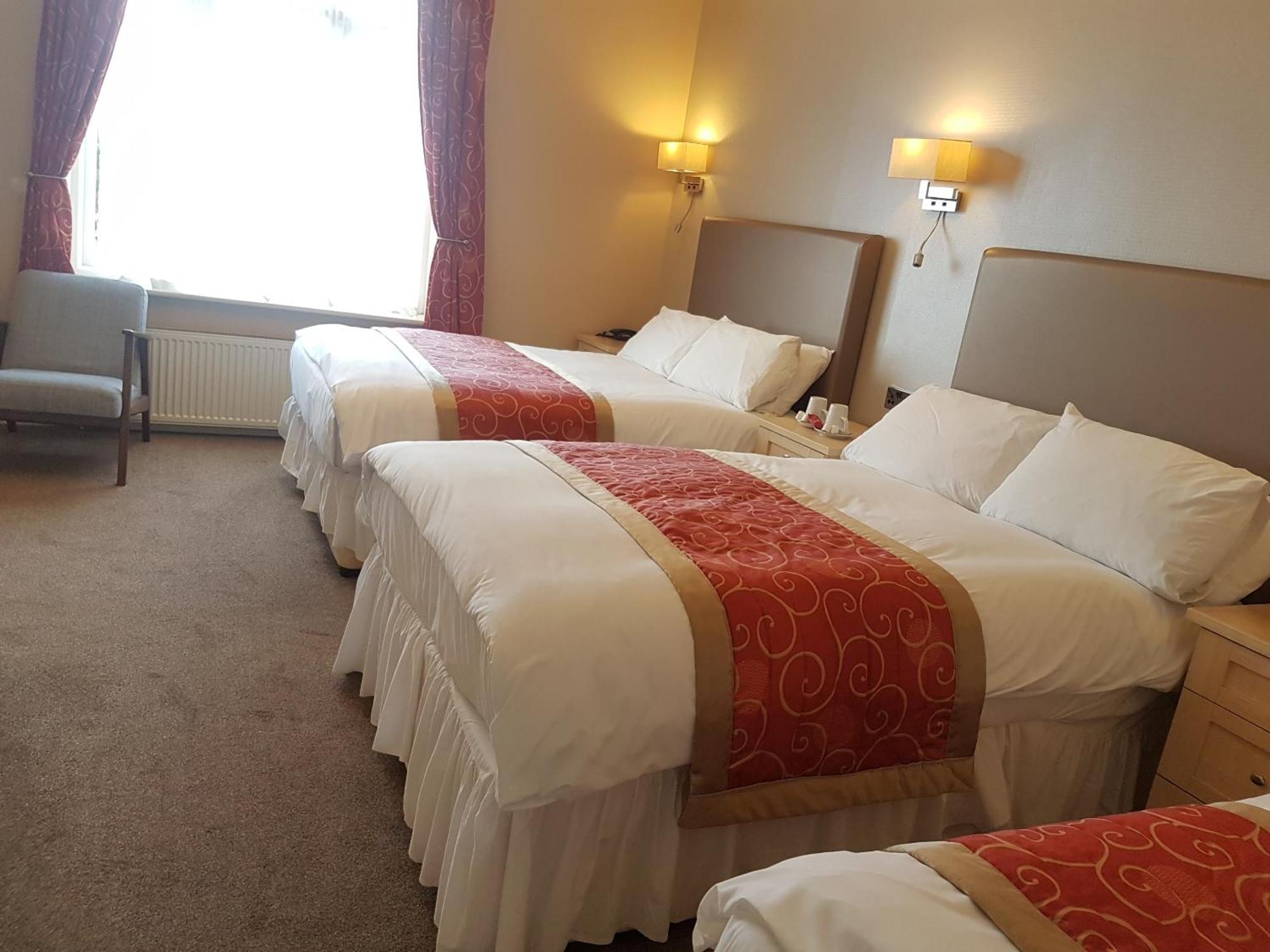 Victoria Park Lodge Leamington Spa Extérieur photo